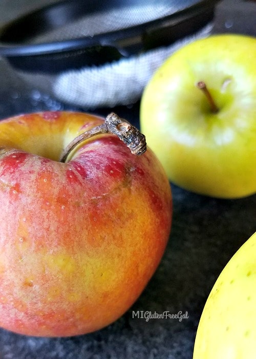 French Apple Cake image