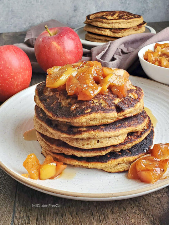 https://miglutenfreegal.com/wp-content/uploads/2015/01/Apple-Spice-Pancakes-Whole-1-1-540x720.jpg