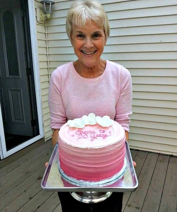 Linda Fedewa Michigan Gluten Free Cake Artist Pink Cake