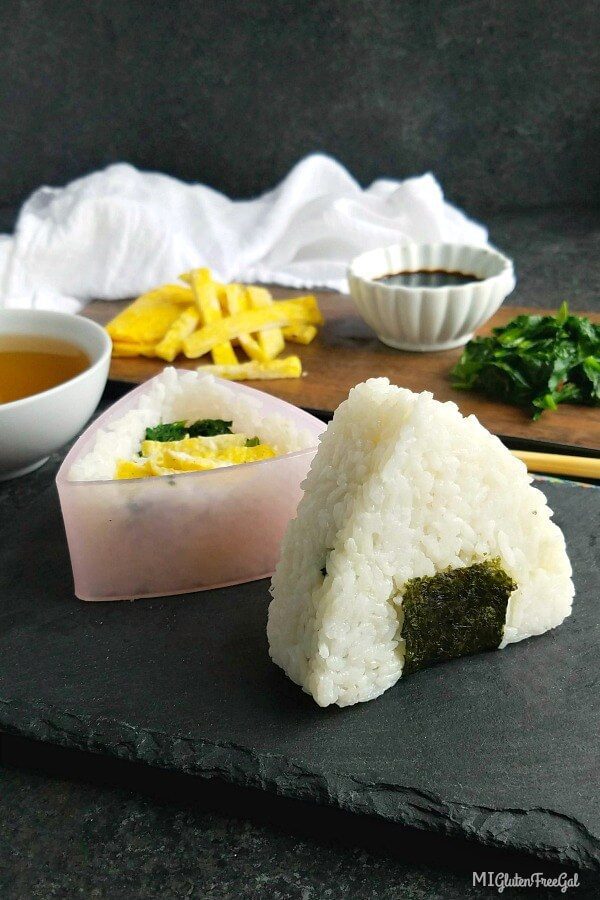 onigiri omelette and spinach