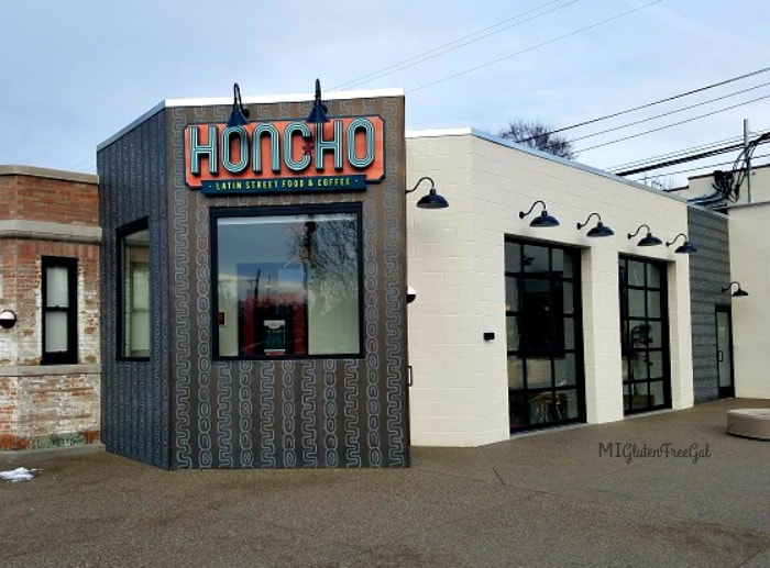 Exterior of Honcho Restaurant in Clarkston Michigan