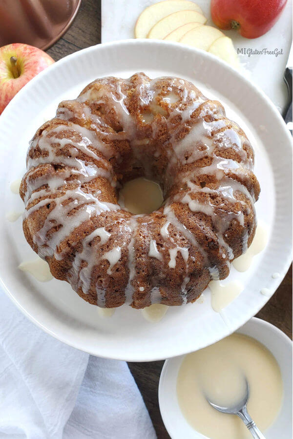 small gluten free applesauce bundt cake