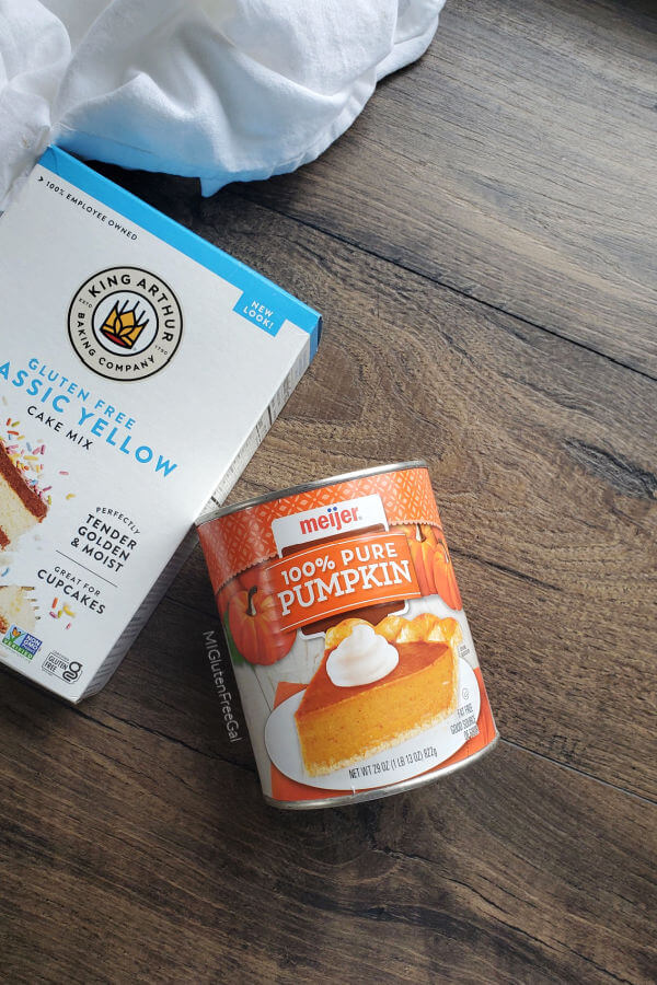 https://miglutenfreegal.com/wp-content/uploads/2017/08/Pumpkin-Donut-King-Arthur-Cake-Mix-and-Canned-Pumpkin-1-1.jpg