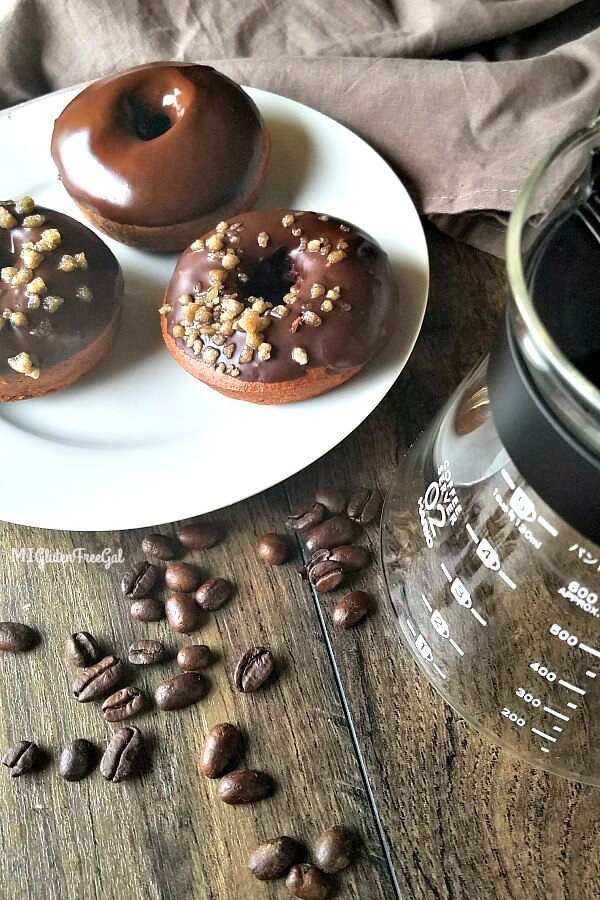 mocha donuts on plate with V60 (1)