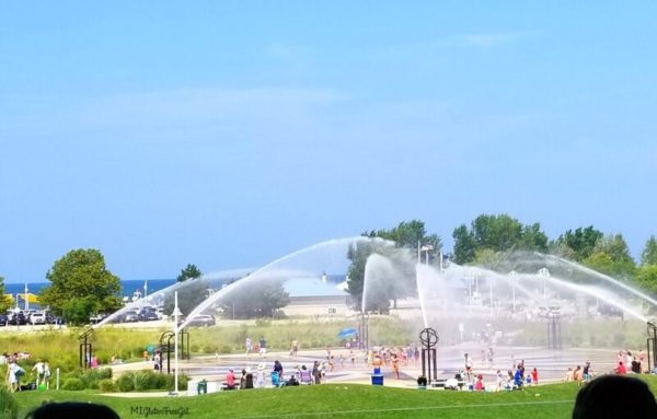 Silver Beach Pizza Whirlpool Fountains