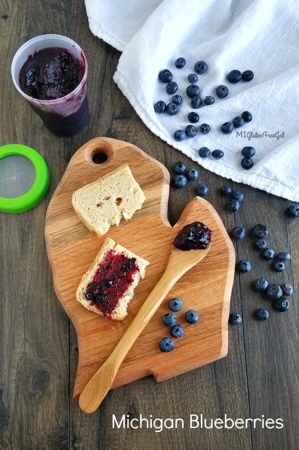 blueberry homemade jam 