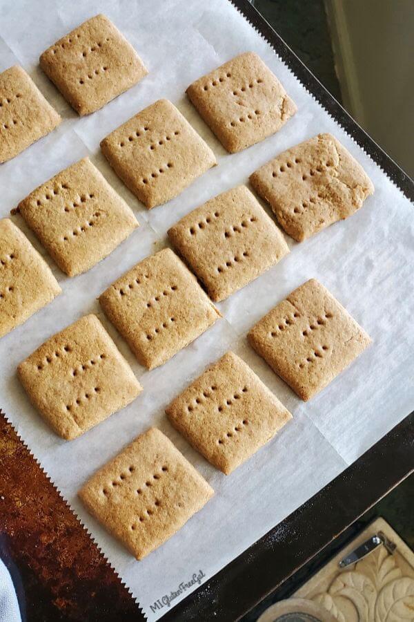 gluten free graham crackers baked