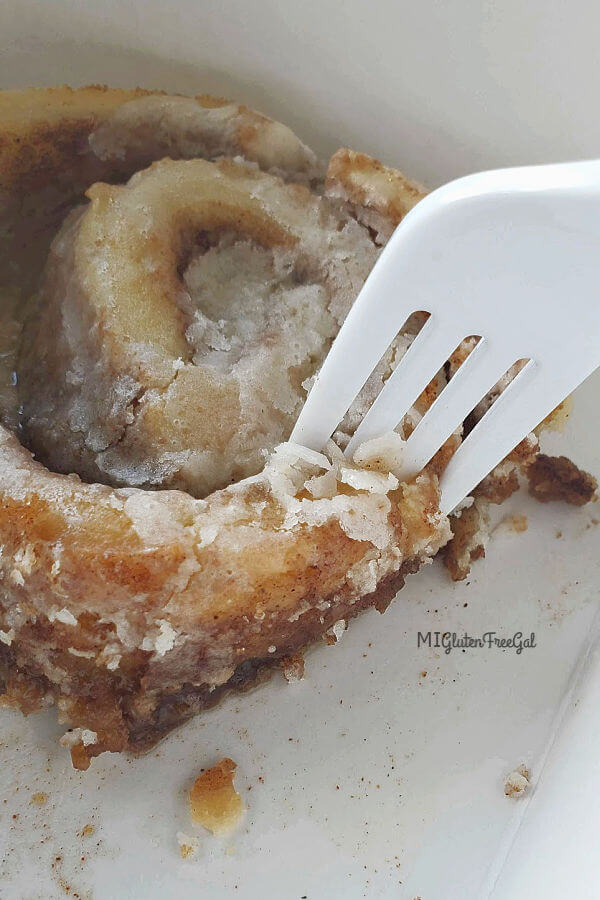 ayven grace coffee studio gluten free cinnamon roll