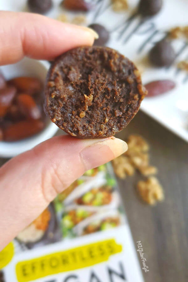 effortless vegan date & walnut brownie bites