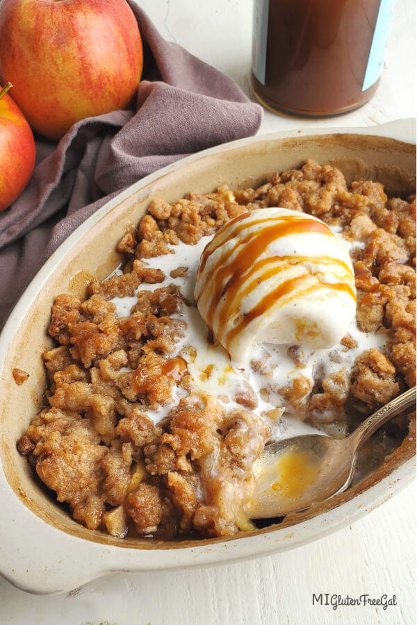 gluten free apple crisp with ice cream