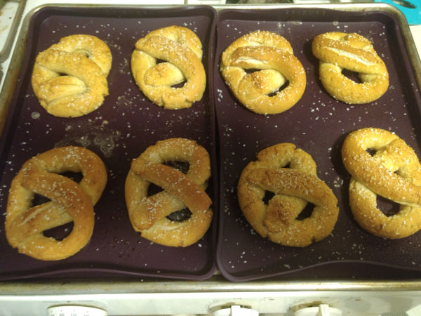 gluten free soft pretzels