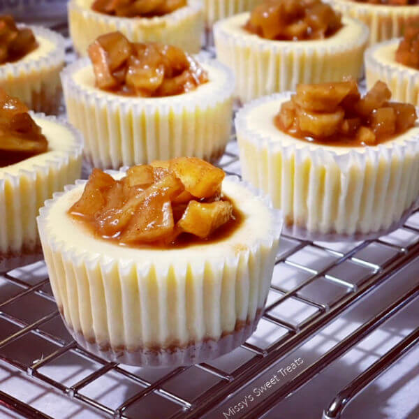 missy's sweet treats mini apple cheesecakes