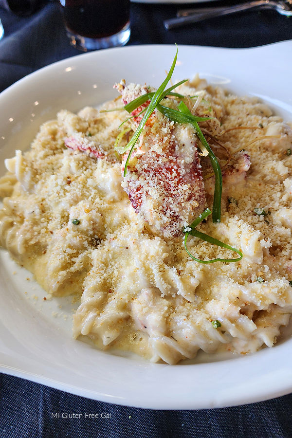 Gluten Free Lobster Mac and Cheese at Social House in Flint, MI