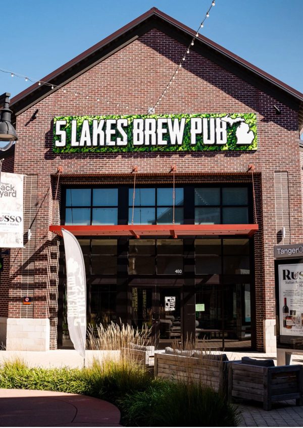 5 Lakes Brew Pub in Byron Center Michigan is located in Tanger Outlets