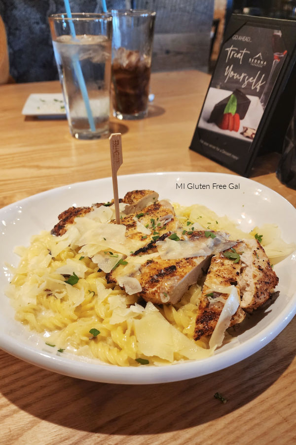 Sedona Taphouse Gluten Free Chicken Alfredo